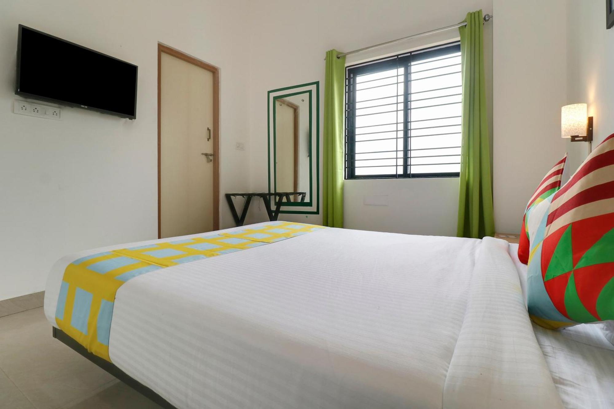 Hotel O Leva Homes Near Baiyappanahalli Metro Station Bangalore Exterior foto