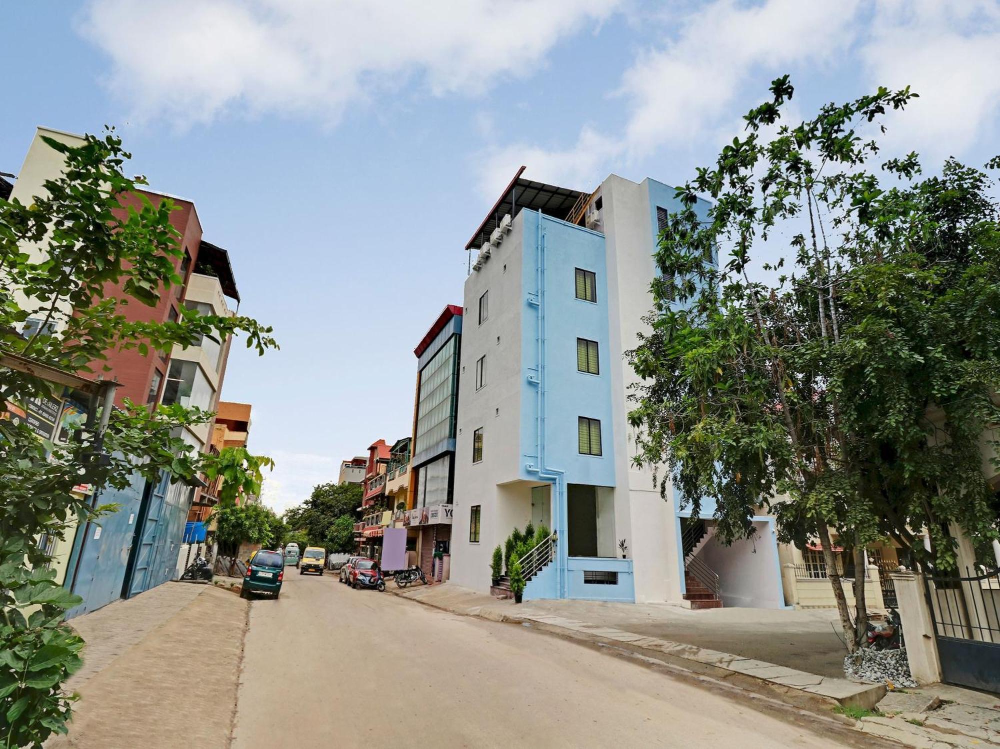Hotel O Leva Homes Near Baiyappanahalli Metro Station Bangalore Exterior foto